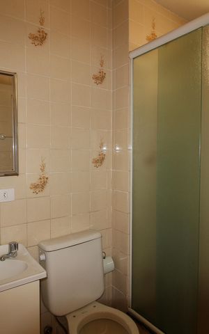 Apartamento à venda com 46m², 2 quartos e 1 vaga Apartamento à venda com 46m², 2 quartos e 1 vagaBanheiro