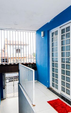 Casa à venda com 250m², 2 quartos e 2 vagasEntrada Social 
