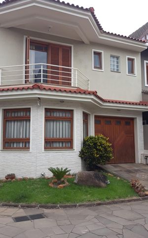 Casa de condomínio à venda com 191m², 3 quartos e 2 vagas