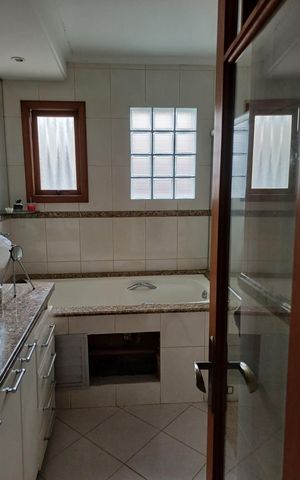 Casa de condomínio à venda com 191m², 3 quartos e 2 vagas