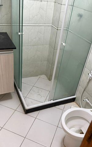 Apartamento para alugar com 50m², 2 quartos e 1 vaga Apartamento para alugar com 50m², 2 quartos e 1 vagaBanheiro social