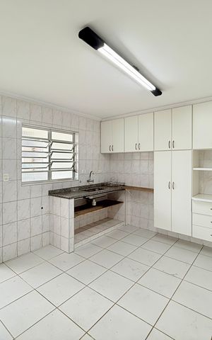 Casa à venda com 85m², 2 quartos e sem vaga Casa à venda com 85m², 2 quartos e sem vagaCozinha