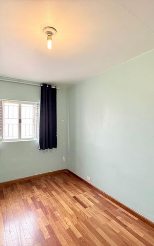 Casa à venda com 85m², 2 quartos e sem vaga Casa à venda com 85m², 2 quartos e sem vagaQuarto 2