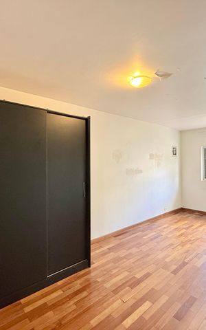 Casa à venda com 85m², 2 quartos e sem vaga Casa à venda com 85m², 2 quartos e sem vagaQuarto 1