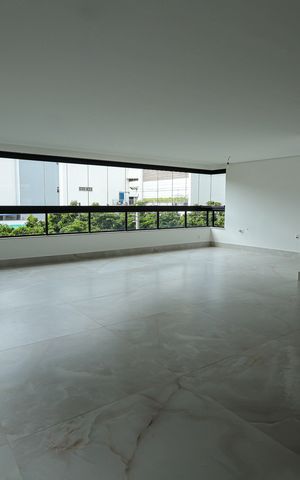 Apartamento à venda com 183m², 4 quartos e 4 vagassala