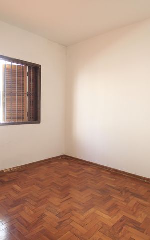 Casa à venda com 192m², 4 quartos e 1 vagaQuarto  3