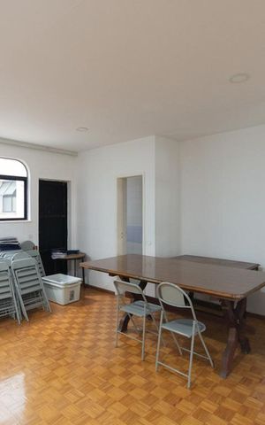 Apartamento à venda com 240m², 3 quartos e 2 vagas Apartamento à venda com 240m², 3 quartos e 2 vagasÁrea comum