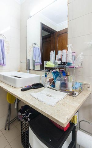 Apartamento à venda com 240m², 3 quartos e 2 vagasBanheiro