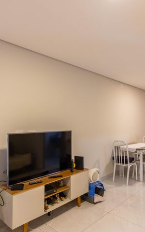 Casa à venda com 170m², 3 quartos e 3 vagas Casa à venda com 170m², 3 quartos e 3 vagasSala