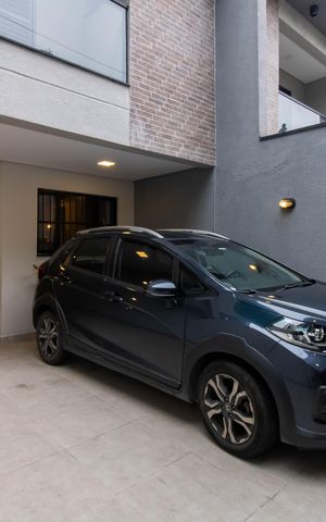 Casa à venda com 170m², 3 quartos e 3 vagas Casa à venda com 170m², 3 quartos e 3 vagasGaragem
