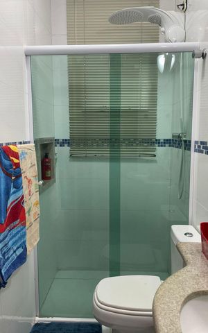 Casa à venda com 170m², 3 quartos e 3 vagas Casa à venda com 170m², 3 quartos e 3 vagasBanheiro