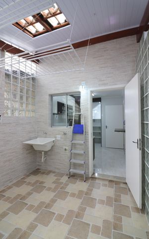 Casa de condomínio à venda com 120m², 3 quartos e 2 vagasÁrea de Serviço