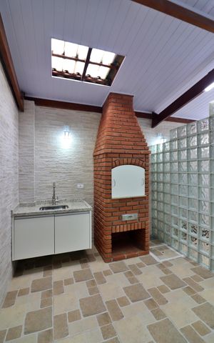 Casa de condomínio à venda com 120m², 3 quartos e 2 vagasEspaço Gourmet