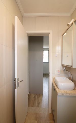 Casa de condomínio à venda com 120m², 3 quartos e 2 vagasQuarto 1 - Suíte Banheiro 
