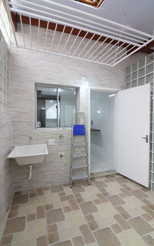 Casa de condomínio à venda com 120m², 3 quartos e 2 vagasÁrea de Serviço
