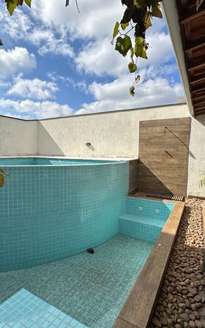 Casa de condomínio para alugar com 254m², 4 quartos e 11 vagas Casa de condomínio para alugar com 254m², 4 quartos e 11 vagasPiscina