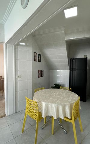 Casa de condomínio para alugar com 254m², 4 quartos e 11 vagas Casa de condomínio para alugar com 254m², 4 quartos e 11 vagasCozinha
