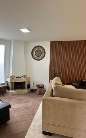 Casa de condomínio para alugar com 254m², 4 quartos e 11 vagas Casa de condomínio para alugar com 254m², 4 quartos e 11 vagasSala
