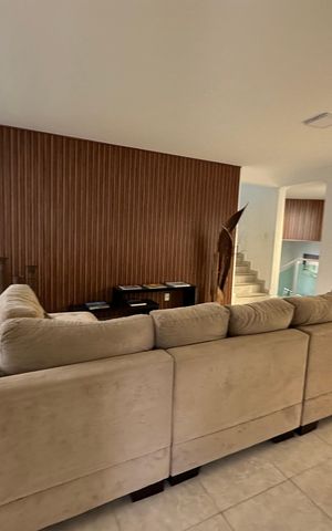 Casa de condomínio para alugar com 254m², 4 quartos e 11 vagas Casa de condomínio para alugar com 254m², 4 quartos e 11 vagasSala