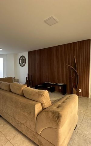 Casa de condomínio para alugar com 254m², 4 quartos e 11 vagas Casa de condomínio para alugar com 254m², 4 quartos e 11 vagasSala