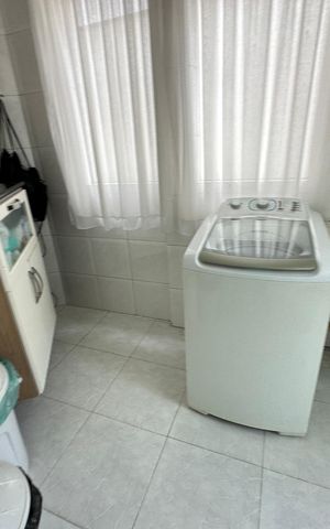 Casa de condomínio para alugar com 254m², 4 quartos e 11 vagas Casa de condomínio para alugar com 254m², 4 quartos e 11 vagasÁrea de Serviço
