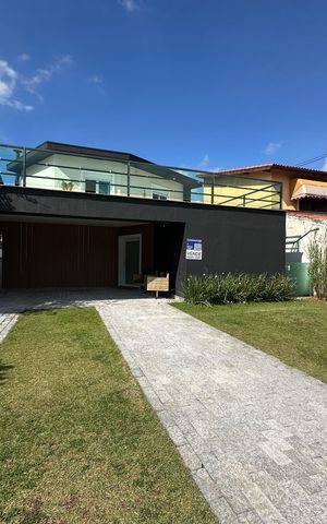 Casa de condomínio para alugar com 254m², 4 quartos e 11 vagas Casa de condomínio para alugar com 254m², 4 quartos e 11 vagasFachada