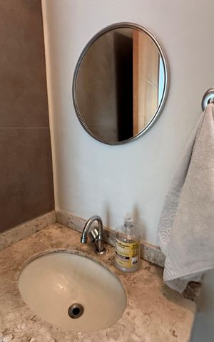 Casa de condomínio para alugar com 254m², 4 quartos e 11 vagas Casa de condomínio para alugar com 254m², 4 quartos e 11 vagasLavabo