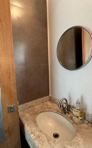 Casa de condomínio para alugar com 254m², 4 quartos e 11 vagas Casa de condomínio para alugar com 254m², 4 quartos e 11 vagasLavabo