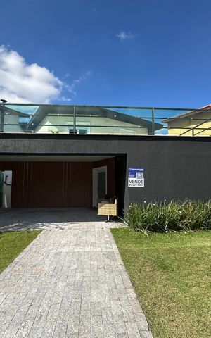 Casa de condomínio para alugar com 254m², 4 quartos e 11 vagas Casa de condomínio para alugar com 254m², 4 quartos e 11 vagasFachada