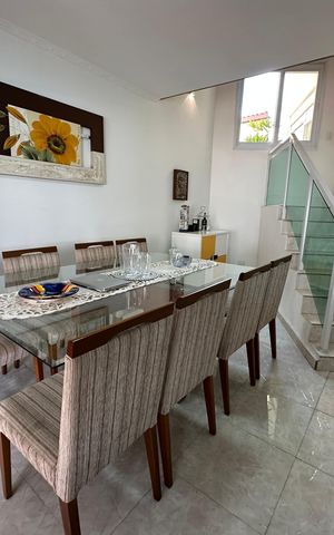 Casa de condomínio para alugar com 254m², 4 quartos e 11 vagas Casa de condomínio para alugar com 254m², 4 quartos e 11 vagasSala de Jantar
