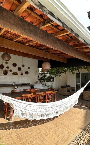 Casa de condomínio para alugar com 254m², 4 quartos e 11 vagas Casa de condomínio para alugar com 254m², 4 quartos e 11 vagasVaranda gourmet