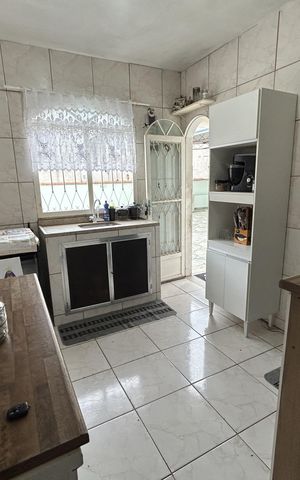 Casa à venda com 800m², 3 quartos e 41 vagasCozinha