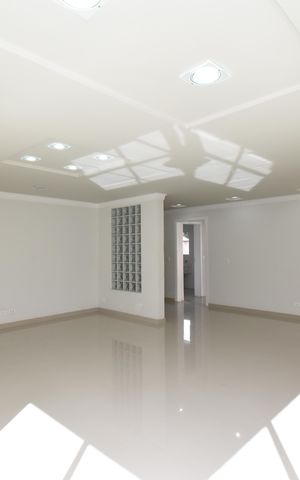Casa de condomínio à venda com 354m², 4 quartos e 2 vagasSala