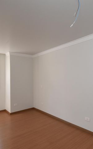 Casa de condomínio à venda com 354m², 4 quartos e 2 vagasDemi-Suíte 4