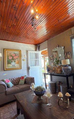 Casa à venda com 150m², 2 quartos e 5 vagas