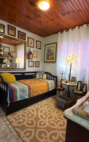 Casa à venda com 150m², 2 quartos e 5 vagas
