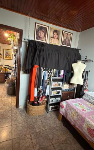 Casa à venda com 150m², 2 quartos e 5 vagas
