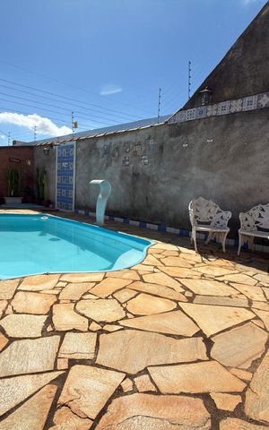 Casa à venda com 150m², 2 quartos e 5 vagas
