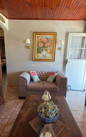 Casa à venda com 150m², 2 quartos e 5 vagas
