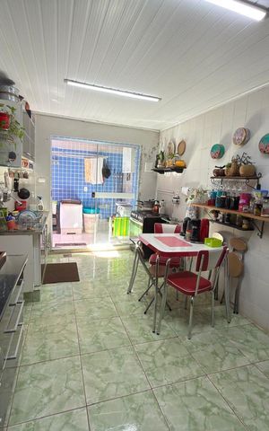 Casa à venda com 150m², 2 quartos e 5 vagas