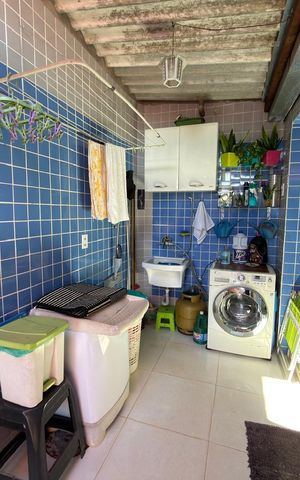 Casa à venda com 150m², 2 quartos e 5 vagas