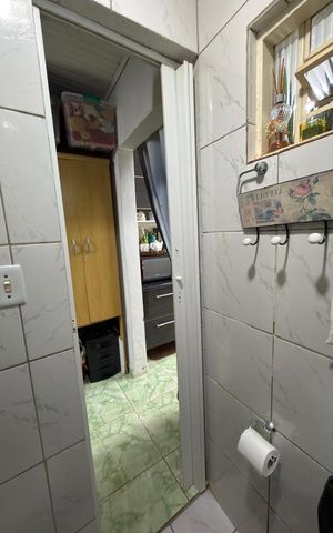 Casa à venda com 150m², 2 quartos e 5 vagas