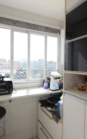 Apartamento à venda com 100m², 2 quartos e 1 vagaCozinha