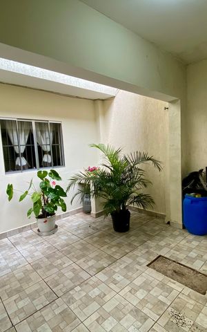 Casa para alugar com 250m², 4 quartos e 4 vagas Casa para alugar com 250m², 4 quartos e 4 vagasÁrea de Serviço