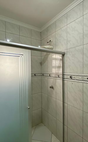 Casa para alugar com 250m², 4 quartos e 4 vagas Casa para alugar com 250m², 4 quartos e 4 vagasBanheiro 2