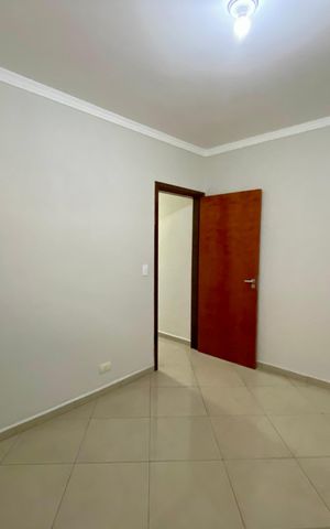 Casa para alugar com 250m², 4 quartos e 4 vagas Casa para alugar com 250m², 4 quartos e 4 vagasQuarto 1
