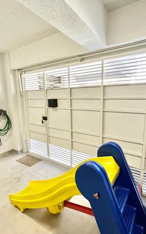 Casa à venda com 120m², 3 quartos e 3 vagasGaragem