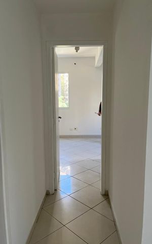 Apartamento à venda com 85m², 3 quartos e 2 vagas Apartamento à venda com 85m², 3 quartos e 2 vagasQuarto