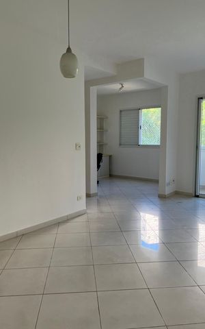 Apartamento à venda com 85m², 3 quartos e 2 vagas Apartamento à venda com 85m², 3 quartos e 2 vagasSala
