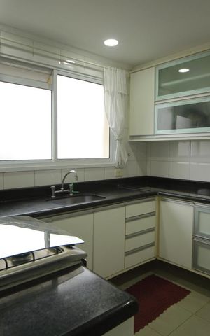 Apartamento à venda com 110m², 3 quartos e 3 vagasCozinha 